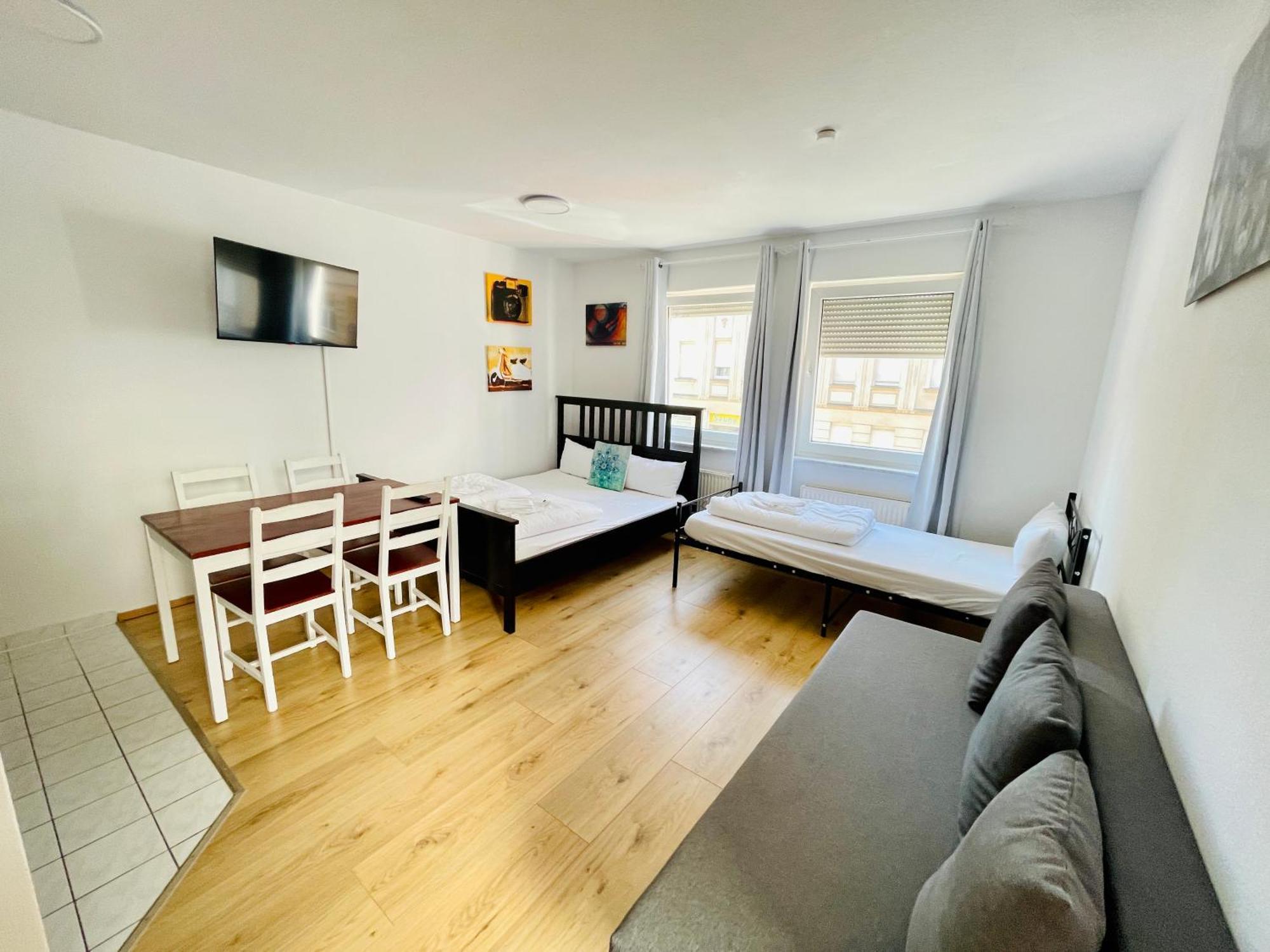 Studio Apartment In Stoetteritz With Balcony - Great Public Transport Links To The City ไลป์ซิก ภายนอก รูปภาพ